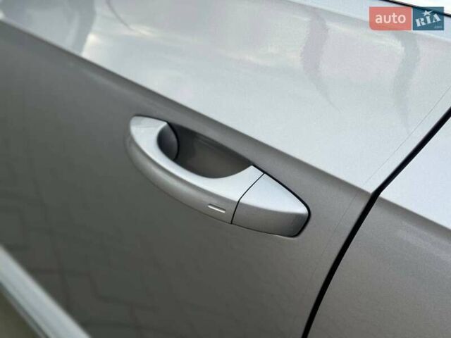 Серый Фольксваген Arteon, объемом двигателя 1.97 л и пробегом 32 тыс. км за 49203 $, фото 7 на Automoto.ua