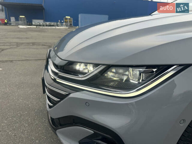 Серый Фольксваген Arteon, объемом двигателя 1.98 л и пробегом 28 тыс. км за 49900 $, фото 6 на Automoto.ua