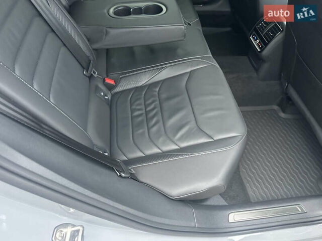 Серый Фольксваген Arteon, объемом двигателя 1.98 л и пробегом 28 тыс. км за 49900 $, фото 52 на Automoto.ua