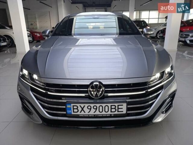 Серый Фольксваген Arteon, объемом двигателя 1.97 л и пробегом 15 тыс. км за 49900 $, фото 9 на Automoto.ua