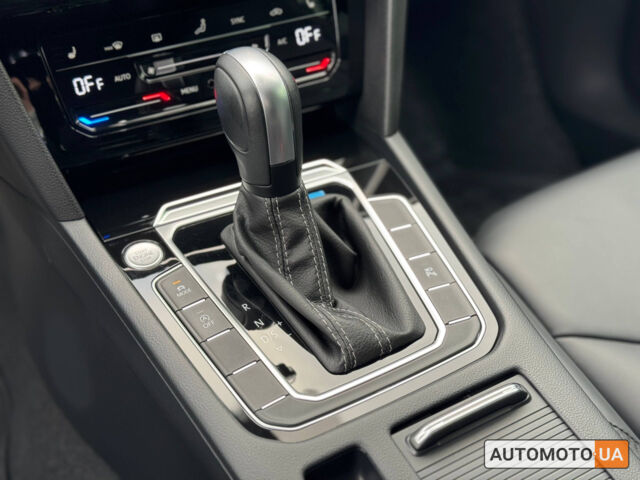 Серый Фольксваген Arteon, объемом двигателя 2 л и пробегом 32 тыс. км за 47998 $, фото 20 на Automoto.ua