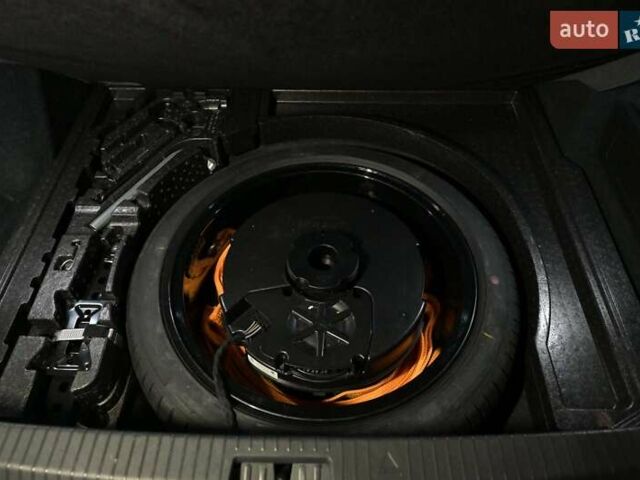 Серый Фольксваген Arteon, объемом двигателя 1.97 л и пробегом 21 тыс. км за 45500 $, фото 33 на Automoto.ua