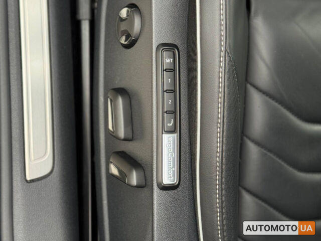 Серый Фольксваген Arteon, объемом двигателя 2 л и пробегом 32 тыс. км за 49034 $, фото 9 на Automoto.ua