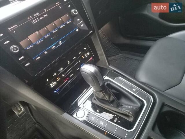 Серый Фольксваген Arteon, объемом двигателя 1.97 л и пробегом 15 тыс. км за 49900 $, фото 24 на Automoto.ua