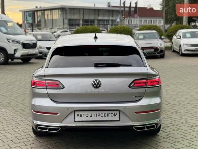 Серый Фольксваген Arteon, объемом двигателя 1.97 л и пробегом 32 тыс. км за 49203 $, фото 3 на Automoto.ua