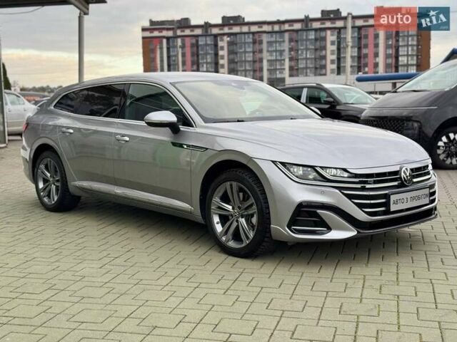 Серый Фольксваген Arteon, объемом двигателя 1.97 л и пробегом 32 тыс. км за 49203 $, фото 2 на Automoto.ua