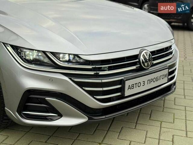 Серый Фольксваген Arteon, объемом двигателя 1.97 л и пробегом 32 тыс. км за 49203 $, фото 5 на Automoto.ua