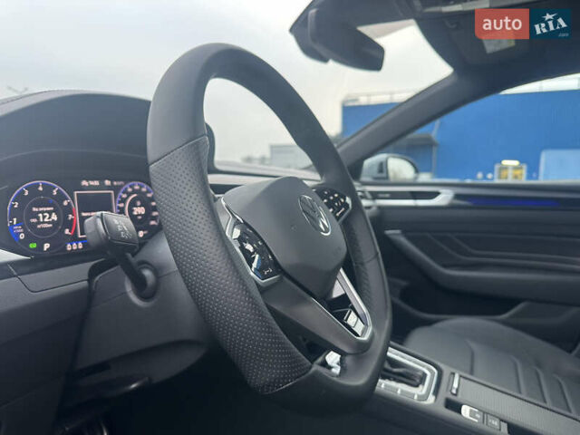 Серый Фольксваген Arteon, объемом двигателя 1.98 л и пробегом 28 тыс. км за 49900 $, фото 77 на Automoto.ua