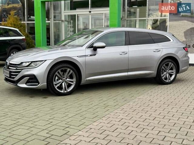 Серый Фольксваген Arteon, объемом двигателя 1.97 л и пробегом 32 тыс. км за 49203 $, фото 1 на Automoto.ua