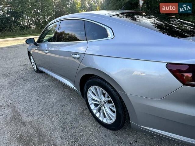 Серый Фольксваген Arteon, объемом двигателя 2 л и пробегом 281 тыс. км за 18700 $, фото 33 на Automoto.ua