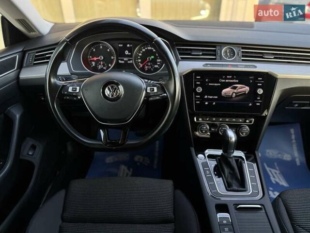 Серый Фольксваген Arteon, объемом двигателя 1.97 л и пробегом 141 тыс. км за 23990 $, фото 64 на Automoto.ua