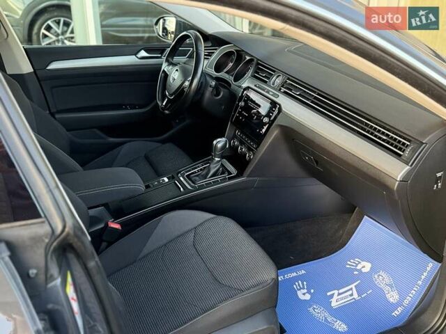 Серый Фольксваген Arteon, объемом двигателя 1.97 л и пробегом 141 тыс. км за 23990 $, фото 34 на Automoto.ua