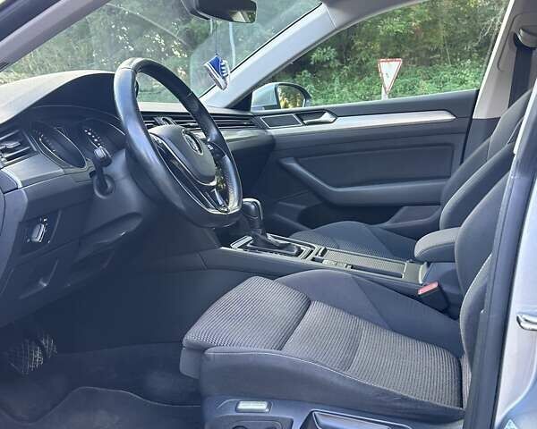 Серый Фольксваген Arteon, объемом двигателя 2 л и пробегом 281 тыс. км за 18700 $, фото 25 на Automoto.ua