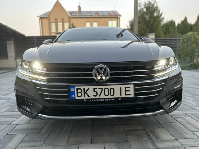 Серый Фольксваген Arteon, объемом двигателя 2 л и пробегом 113 тыс. км за 32000 $, фото 17 на Automoto.ua