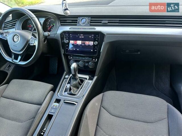 Серый Фольксваген Arteon, объемом двигателя 2 л и пробегом 281 тыс. км за 18700 $, фото 15 на Automoto.ua