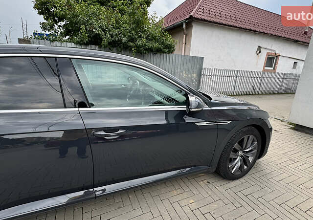 Серый Фольксваген Arteon, объемом двигателя 1.97 л и пробегом 131 тыс. км за 25395 $, фото 9 на Automoto.ua