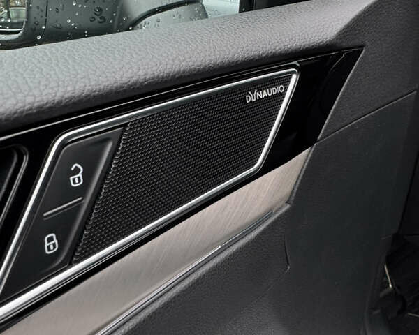 Сірий Фольксваген Arteon, об'ємом двигуна 1.98 л та пробігом 144 тис. км за 22999 $, фото 13 на Automoto.ua