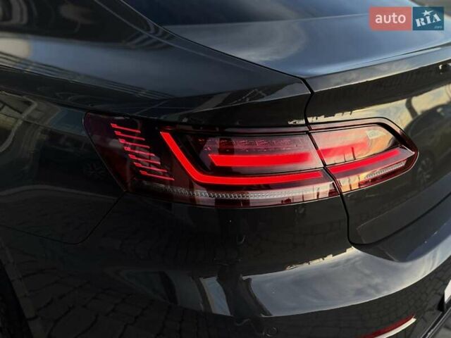 Серый Фольксваген Arteon, объемом двигателя 1.97 л и пробегом 141 тыс. км за 23990 $, фото 21 на Automoto.ua