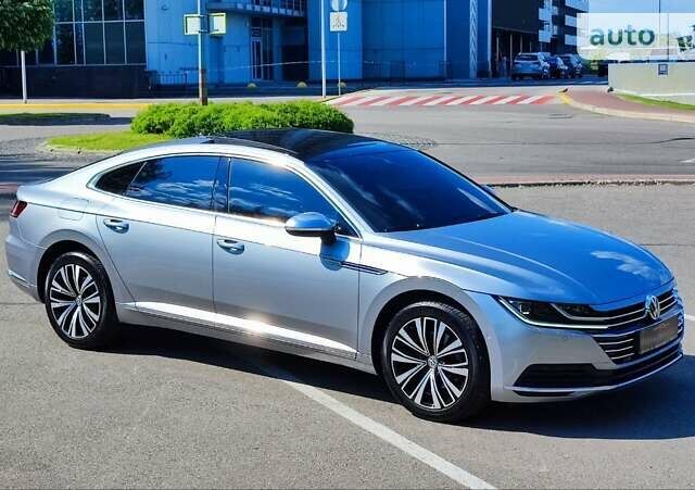 Серый Фольксваген Arteon, объемом двигателя 2 л и пробегом 117 тыс. км за 29990 $, фото 7 на Automoto.ua