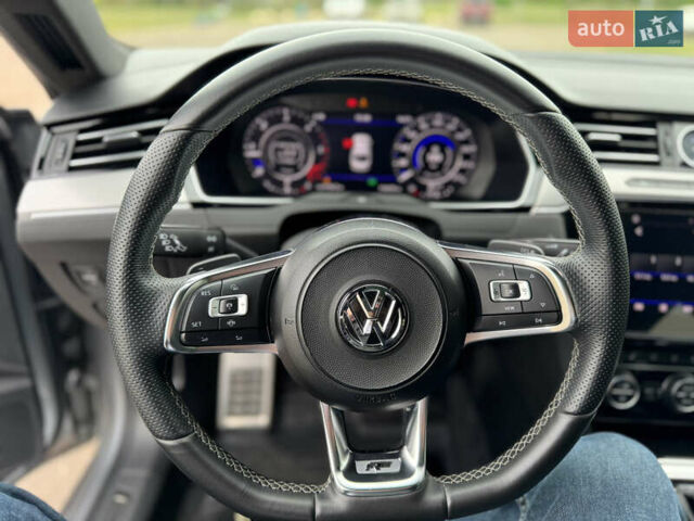 Серый Фольксваген Arteon, объемом двигателя 2 л и пробегом 117 тыс. км за 26500 $, фото 10 на Automoto.ua