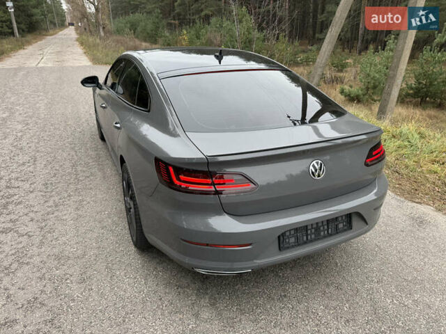 Серый Фольксваген Arteon, объемом двигателя 2 л и пробегом 142 тыс. км за 25900 $, фото 8 на Automoto.ua
