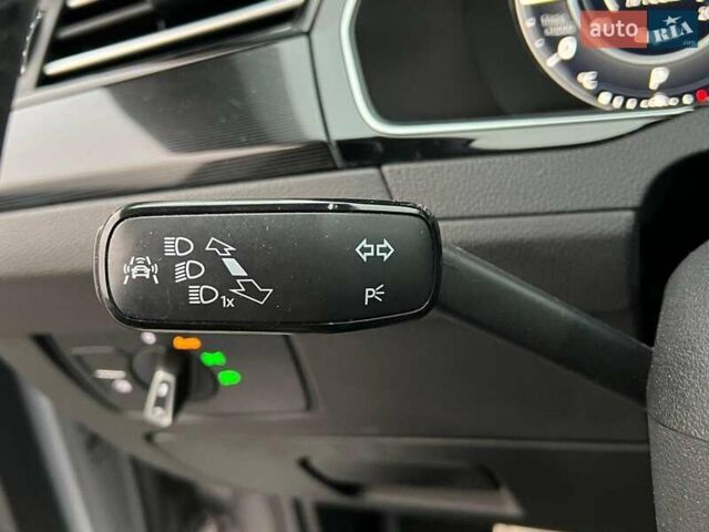 Фольксваген Arteon 2018 у Львові на Automoto.ua Сірий Фольксваген Arteon, об'ємом двигуна 2 л та пробігом 225 тис. км за 24990 $, фото 24 на Automoto.ua