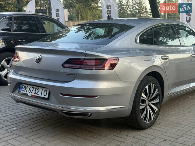 Серый Фольксваген Arteon, объемом двигателя 1.98 л и пробегом 44 тыс. км за 21800 $, фото 12 на Automoto.ua