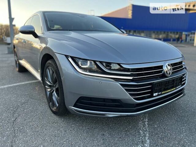 Серый Фольксваген Arteon, объемом двигателя 2 л и пробегом 66 тыс. км за 29999 $, фото 12 на Automoto.ua