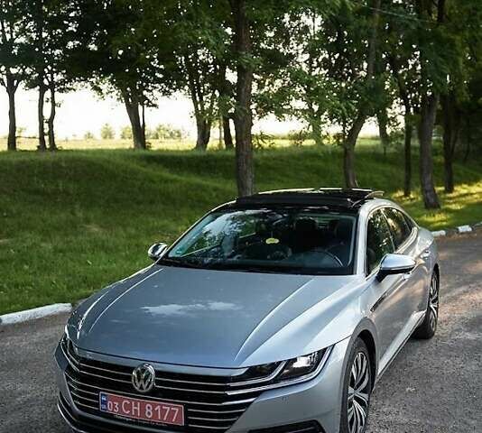 Сірий Фольксваген Arteon, об'ємом двигуна 2 л та пробігом 176 тис. км за 27990 $, фото 6 на Automoto.ua