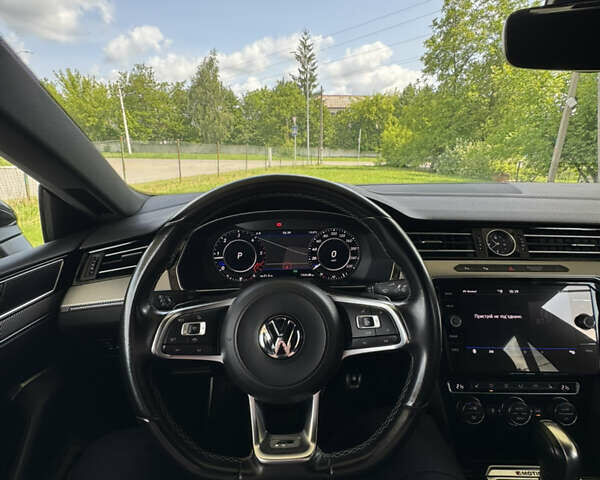 Серый Фольксваген Arteon, объемом двигателя 2 л и пробегом 158 тыс. км за 30450 $, фото 41 на Automoto.ua