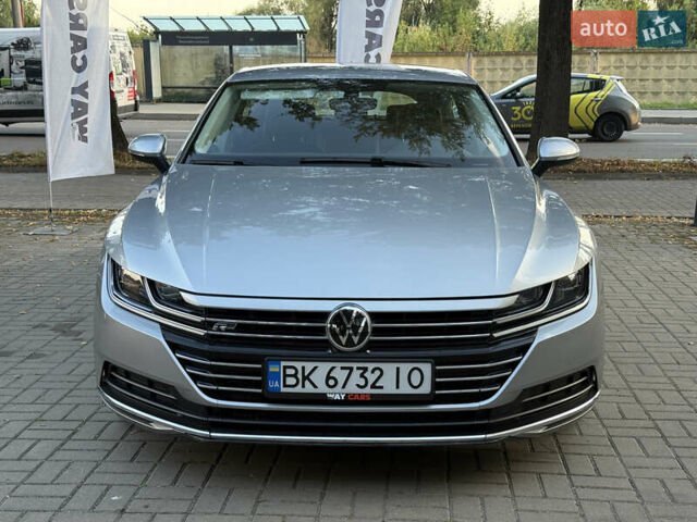 Серый Фольксваген Arteon, объемом двигателя 1.98 л и пробегом 44 тыс. км за 19000 $, фото 4 на Automoto.ua
