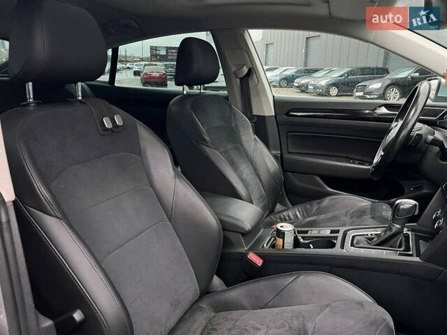 Фольксваген Arteon 2018 у Львові на Automoto.ua Сірий Фольксваген Arteon, об'ємом двигуна 2 л та пробігом 225 тис. км за 24990 $, фото 40 на Automoto.ua
