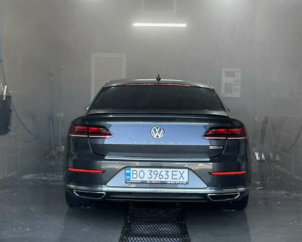 Серый Фольксваген Arteon, объемом двигателя 2 л и пробегом 158 тыс. км за 30450 $, фото 6 на Automoto.ua