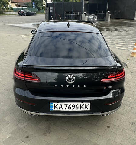 Серый Фольксваген Arteon, объемом двигателя 1.97 л и пробегом 185 тыс. км за 26999 $, фото 12 на Automoto.ua