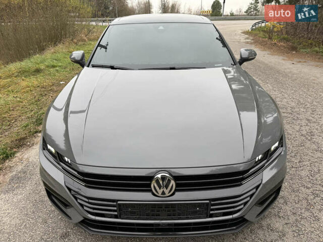 Серый Фольксваген Arteon, объемом двигателя 2 л и пробегом 142 тыс. км за 25900 $, фото 16 на Automoto.ua