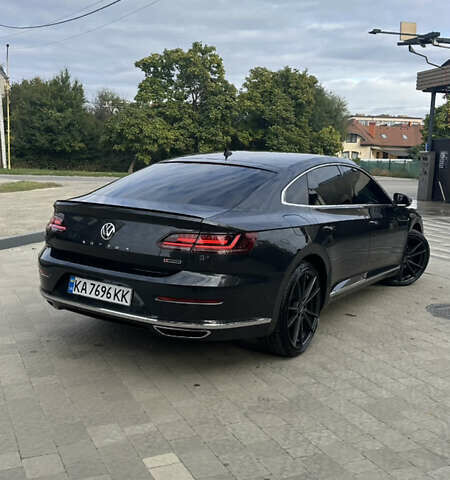 Серый Фольксваген Arteon, объемом двигателя 1.97 л и пробегом 185 тыс. км за 26999 $, фото 10 на Automoto.ua