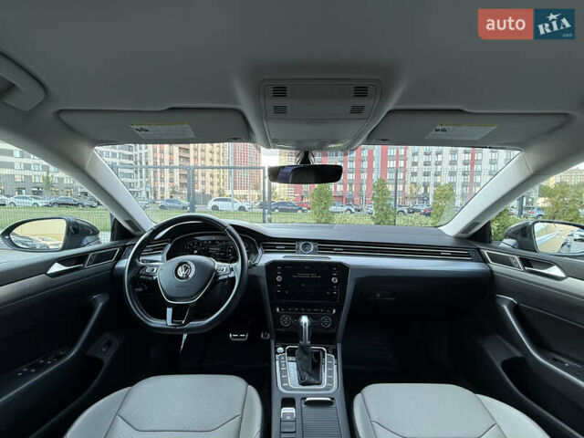 Серый Фольксваген Arteon, объемом двигателя 2 л и пробегом 88 тыс. км за 23900 $, фото 28 на Automoto.ua