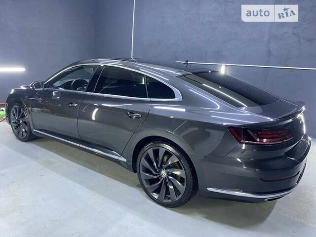 Серый Фольксваген Arteon, объемом двигателя 2 л и пробегом 174 тыс. км за 28900 $, фото 23 на Automoto.ua