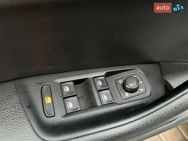 Фольксваген Arteon 2018 у Львові на Automoto.ua Сірий Фольксваген Arteon, об'ємом двигуна 2 л та пробігом 225 тис. км за 24990 $, фото 16 на Automoto.ua