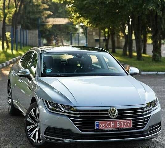 Сірий Фольксваген Arteon, об'ємом двигуна 2 л та пробігом 176 тис. км за 27990 $, фото 1 на Automoto.ua