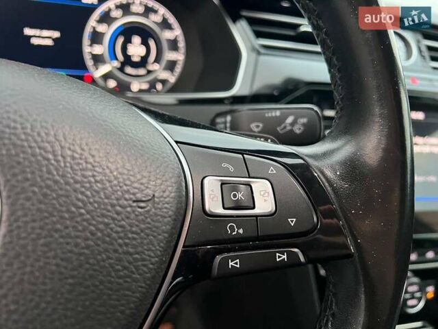 Фольксваген Arteon 2018 у Львові на Automoto.ua Сірий Фольксваген Arteon, об'ємом двигуна 2 л та пробігом 225 тис. км за 24990 $, фото 21 на Automoto.ua