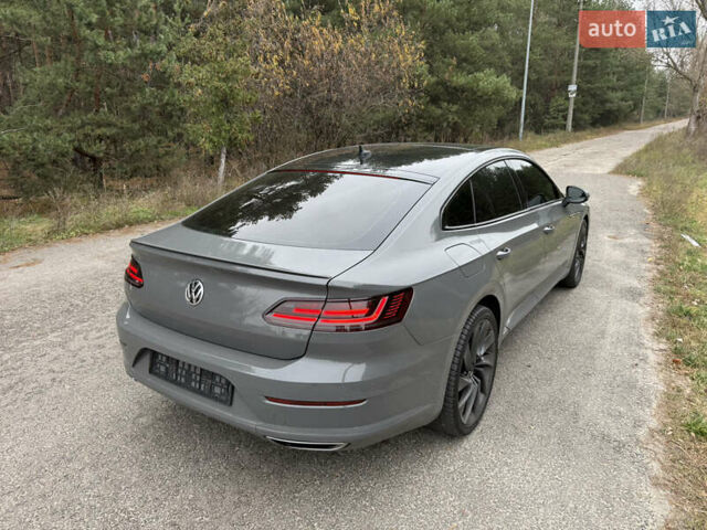 Серый Фольксваген Arteon, объемом двигателя 2 л и пробегом 142 тыс. км за 25900 $, фото 11 на Automoto.ua