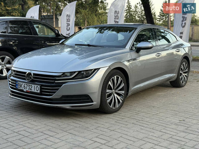 Серый Фольксваген Arteon, объемом двигателя 1.98 л и пробегом 44 тыс. км за 19000 $, фото 7 на Automoto.ua