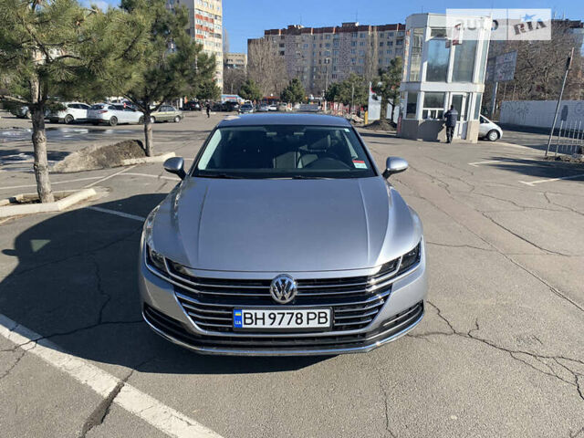 Серый Фольксваген Arteon, объемом двигателя 2 л и пробегом 44 тыс. км за 26800 $, фото 1 на Automoto.ua