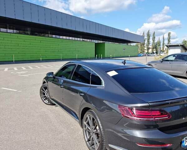 Сірий Фольксваген Arteon, об'ємом двигуна 2 л та пробігом 165 тис. км за 34500 $, фото 5 на Automoto.ua