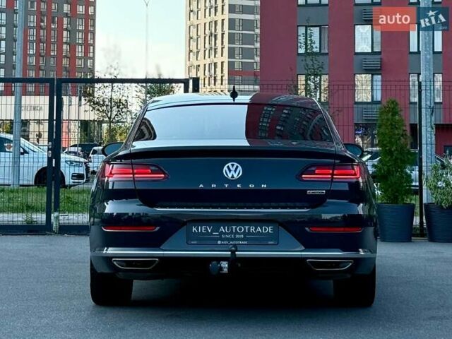 Серый Фольксваген Arteon, объемом двигателя 2 л и пробегом 88 тыс. км за 23900 $, фото 8 на Automoto.ua