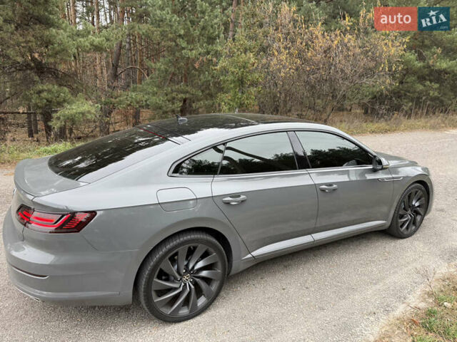 Серый Фольксваген Arteon, объемом двигателя 2 л и пробегом 142 тыс. км за 25900 $, фото 13 на Automoto.ua