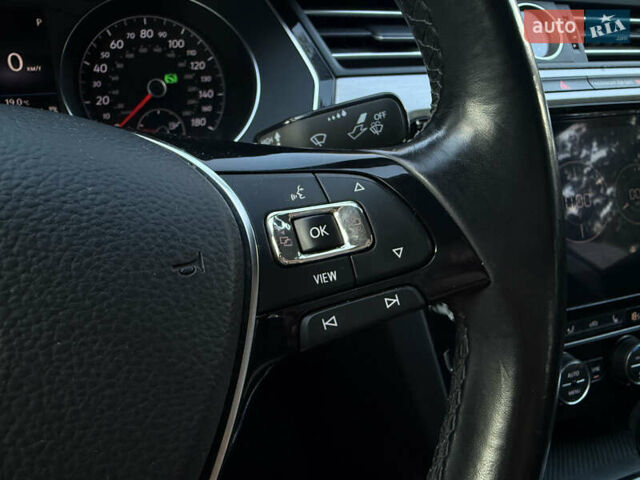Серый Фольксваген Arteon, объемом двигателя 1.98 л и пробегом 44 тыс. км за 21800 $, фото 35 на Automoto.ua