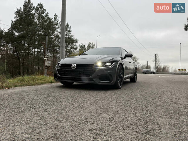 Серый Фольксваген Arteon, объемом двигателя 2 л и пробегом 142 тыс. км за 25900 $, фото 20 на Automoto.ua
