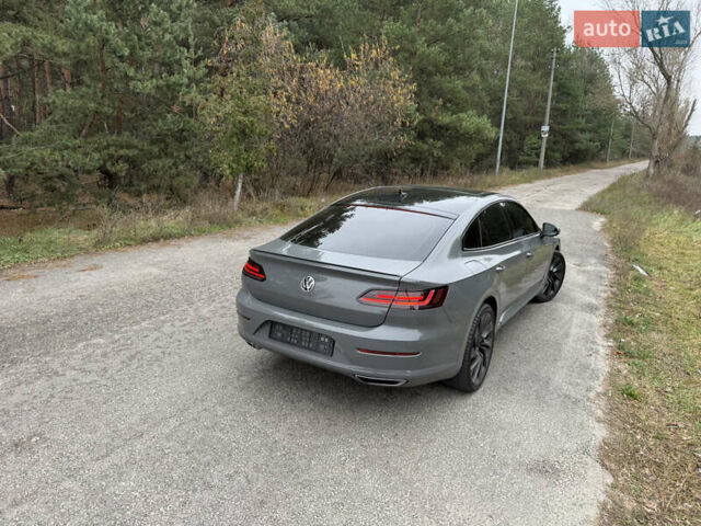 Серый Фольксваген Arteon, объемом двигателя 2 л и пробегом 142 тыс. км за 25900 $, фото 21 на Automoto.ua